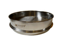 Load image into Gallery viewer, D-11 LIGHTNING SIFTER™ Small Mealworm Sifting Pan (1st Gen)
